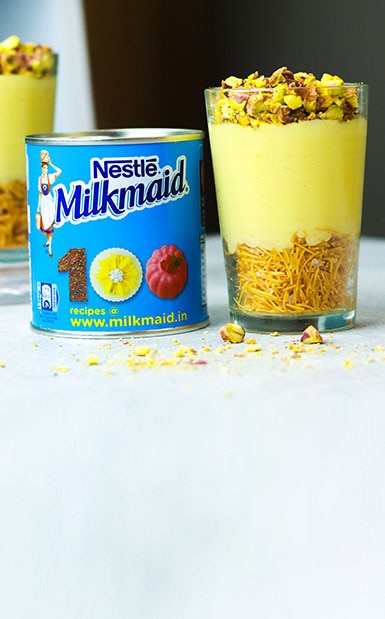 Crunchy Vermicelli Custard Recipe